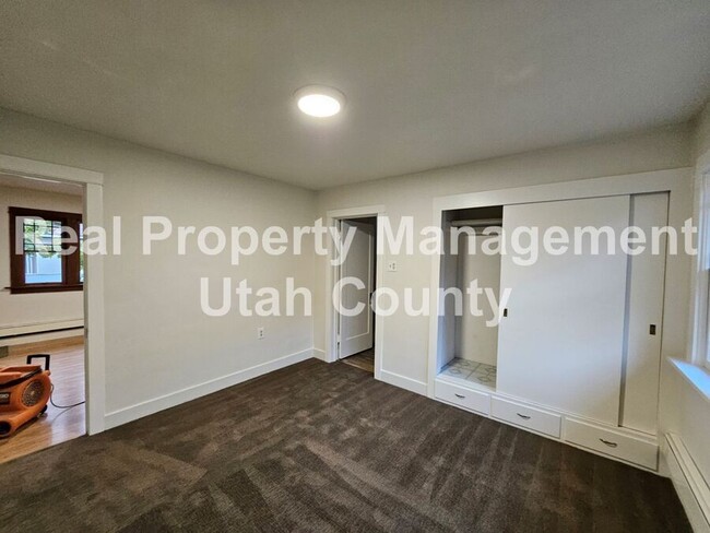 Building Photo - Downtown Spanish Fork Home