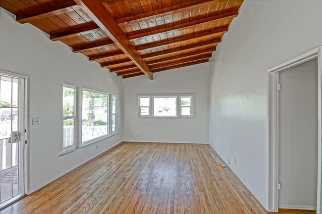 Building Photo - PARTIALLY REMODELED, CHARMING & BRIGHT HOME ON A LARGE CORNER LOT W/ FRONT PORCH, LARGE FRONT LAW...