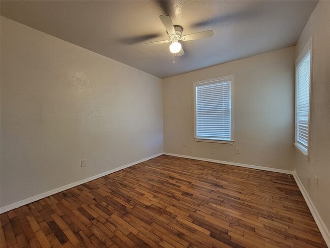 Building Photo - 1335 Richard St