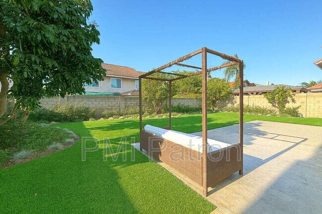 Building Photo - 4549 Chantry Ct