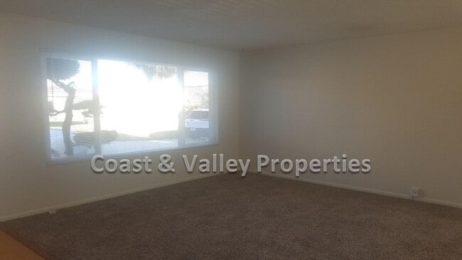 Building Photo - 322-324 Katherine Avenue, Salinas, CA 93901