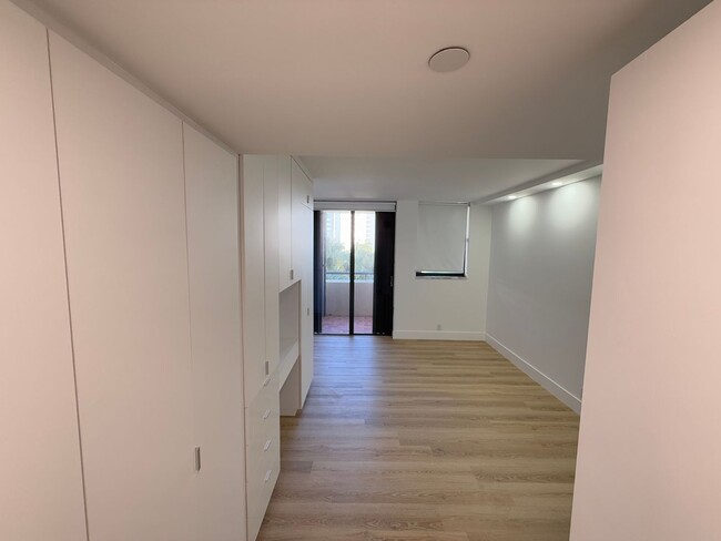 Building Photo - Steps from the beach, this remodeled 2-bed...