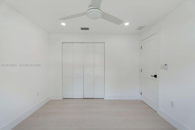 Building Photo - 11256 SW 90th Ln