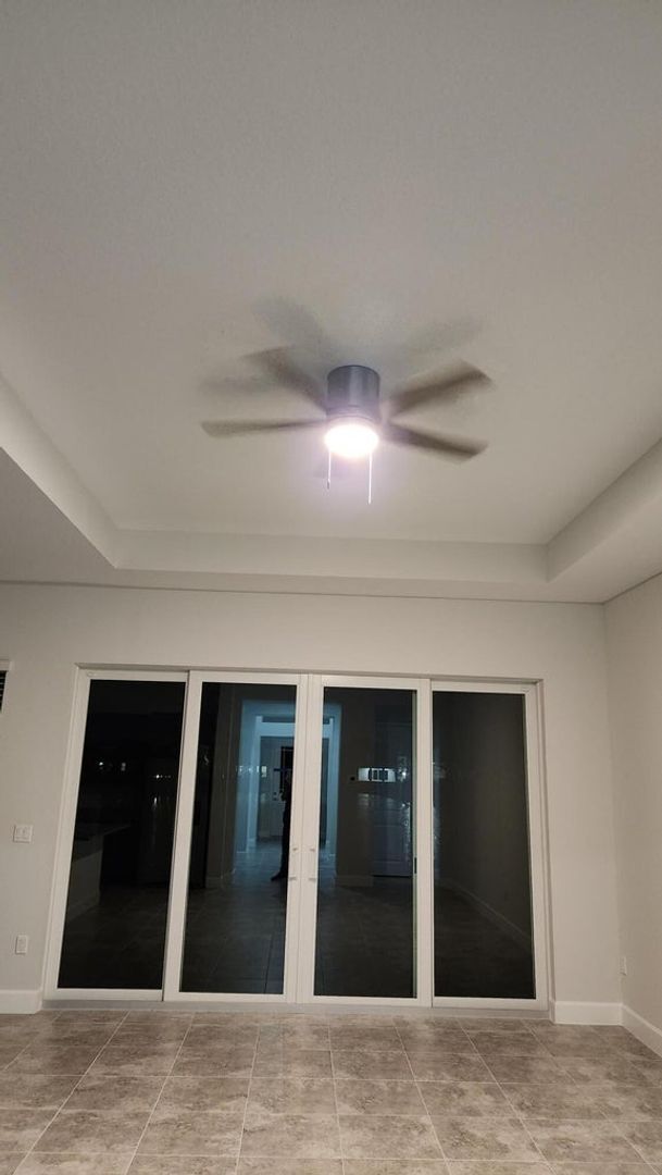 Building Photo - 14970 RedCove Pl