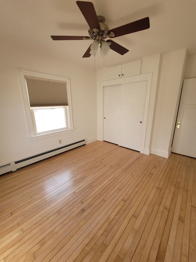 Building Photo - 2885 S 128th St