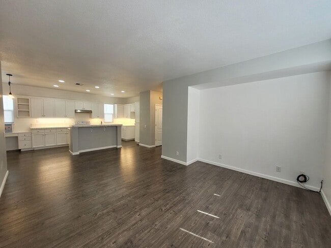 Building Photo - 4215 Montara Dr