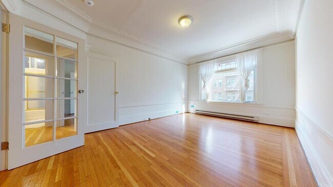 Building Photo - 601 Stockton St