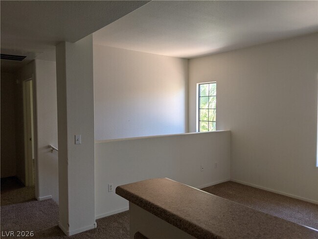 Building Photo - 2010 Rancho Lake Dr