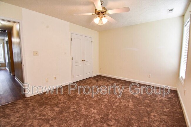 Building Photo - 193 Wind Brook Ct
