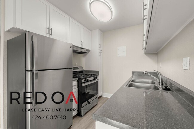 Building Photo - 13325 Heacock St