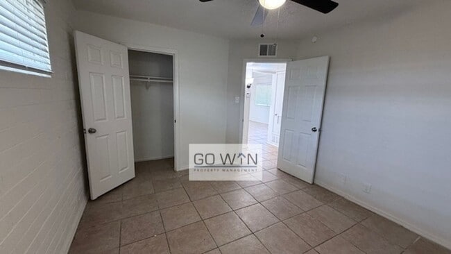 Building Photo - 6733 N 26th Ave