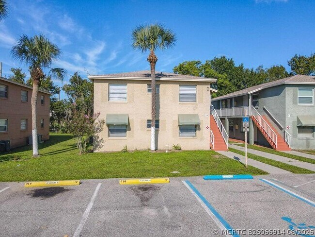 Building Photo - 714 Michigan Ct