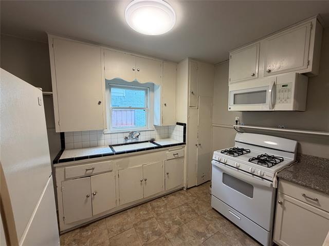 Building Photo - 6019 Vickery Blvd