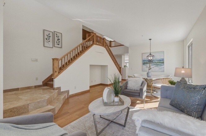 Building Photo - 1433 Jayhawk Ln