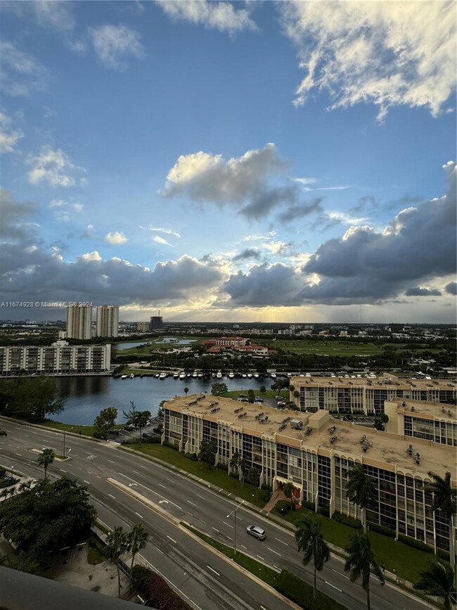 Building Photo - 600 Three Islands Boulevard