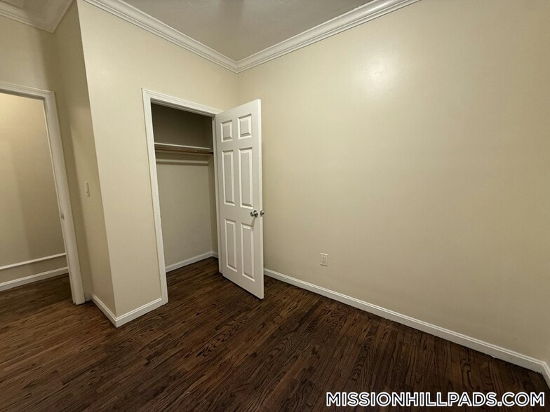 Building Photo - 712 Shawmut Ave