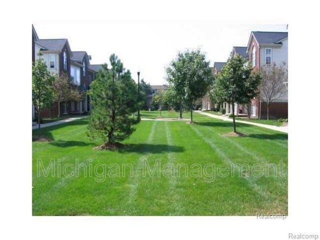 Building Photo - 3107 Promenade Cir