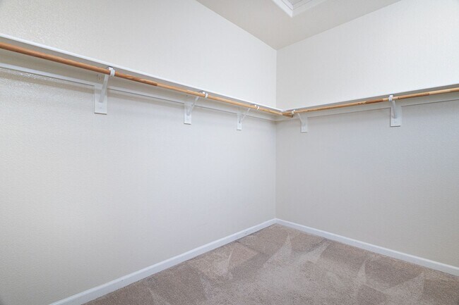 Building Photo - Spacious Home Located In Kavala Ranch