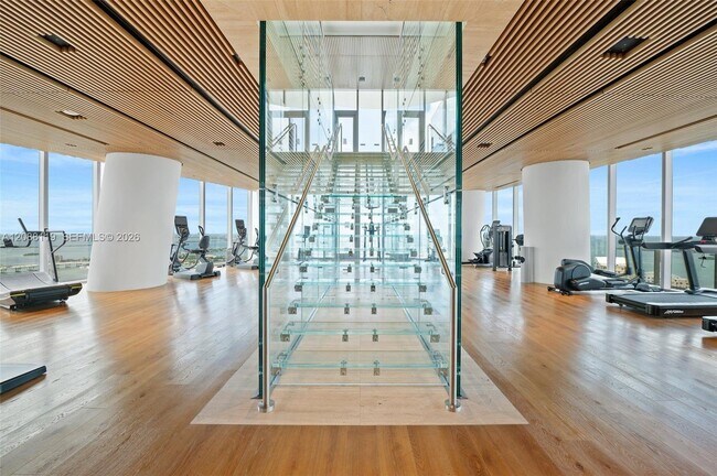 Building Photo - 300 Biscayne Blvd Way