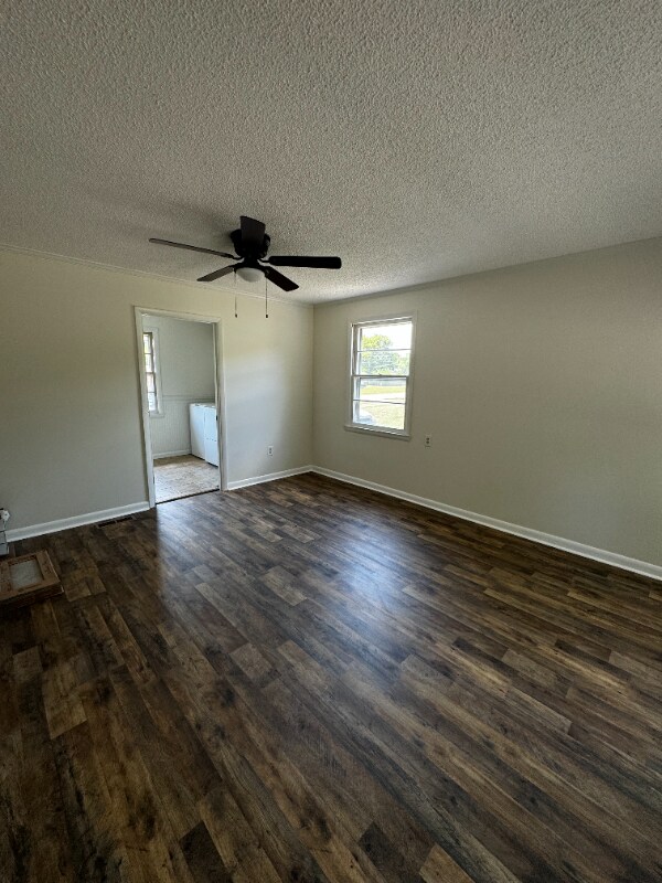 Building Photo - 219 Jacksonian Dr