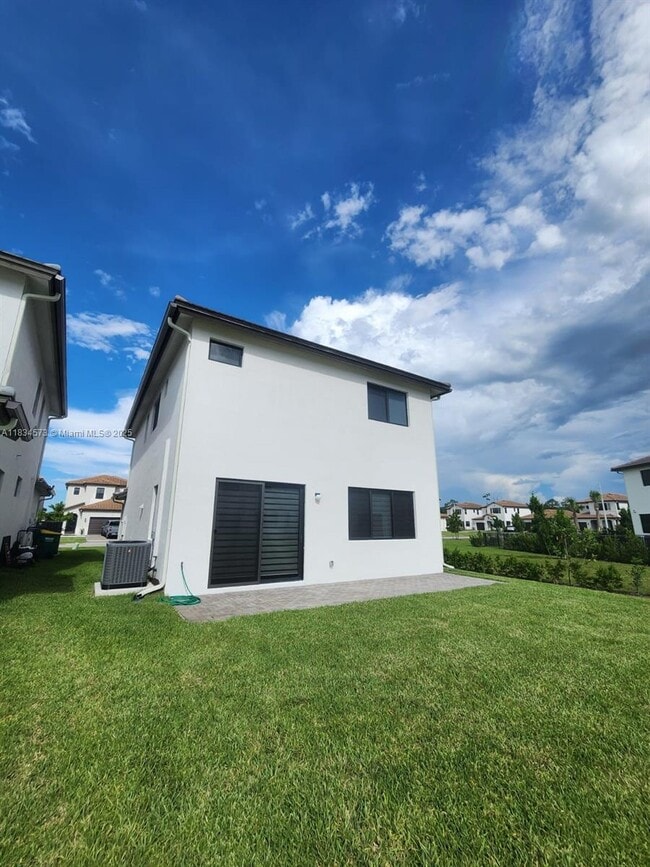 Building Photo - 5699 Argento Dr