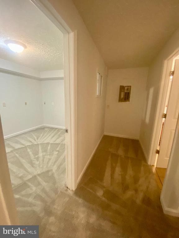 Building Photo - 15 Oak Rd