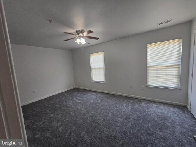 Building Photo - 8839 Ritchboro Rd