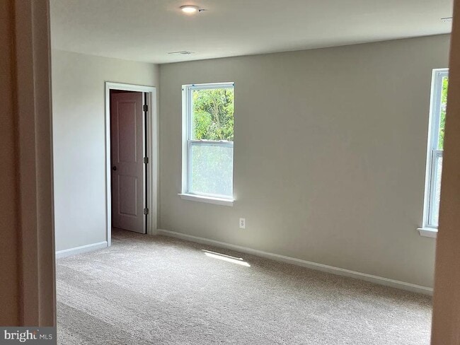 Building Photo - 406 Freeman St