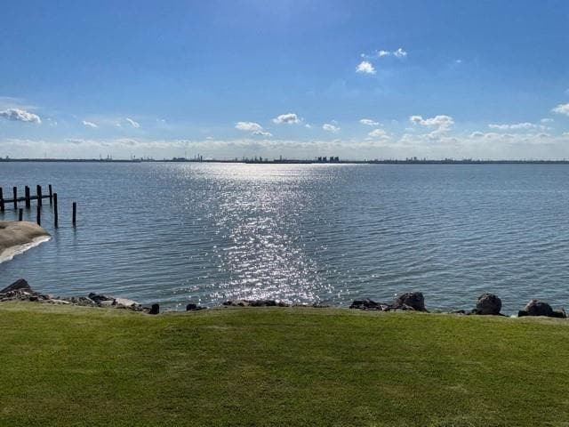 Building Photo - 5311 Bayway Dr