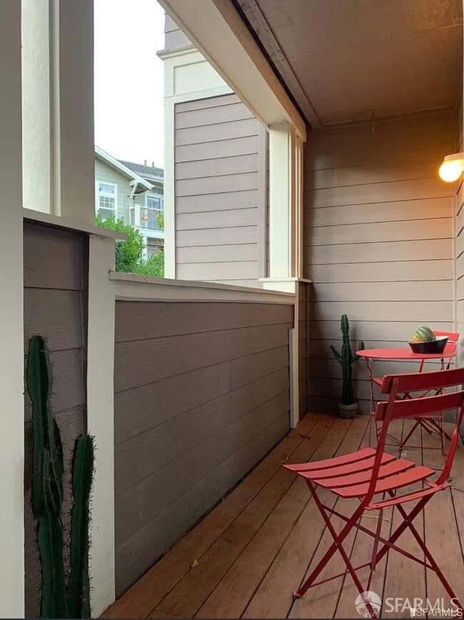 Building Photo - 513 Swallowtail Ct