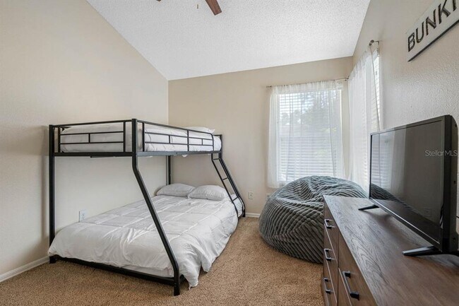 Building Photo - 2301 Millcreek Ct