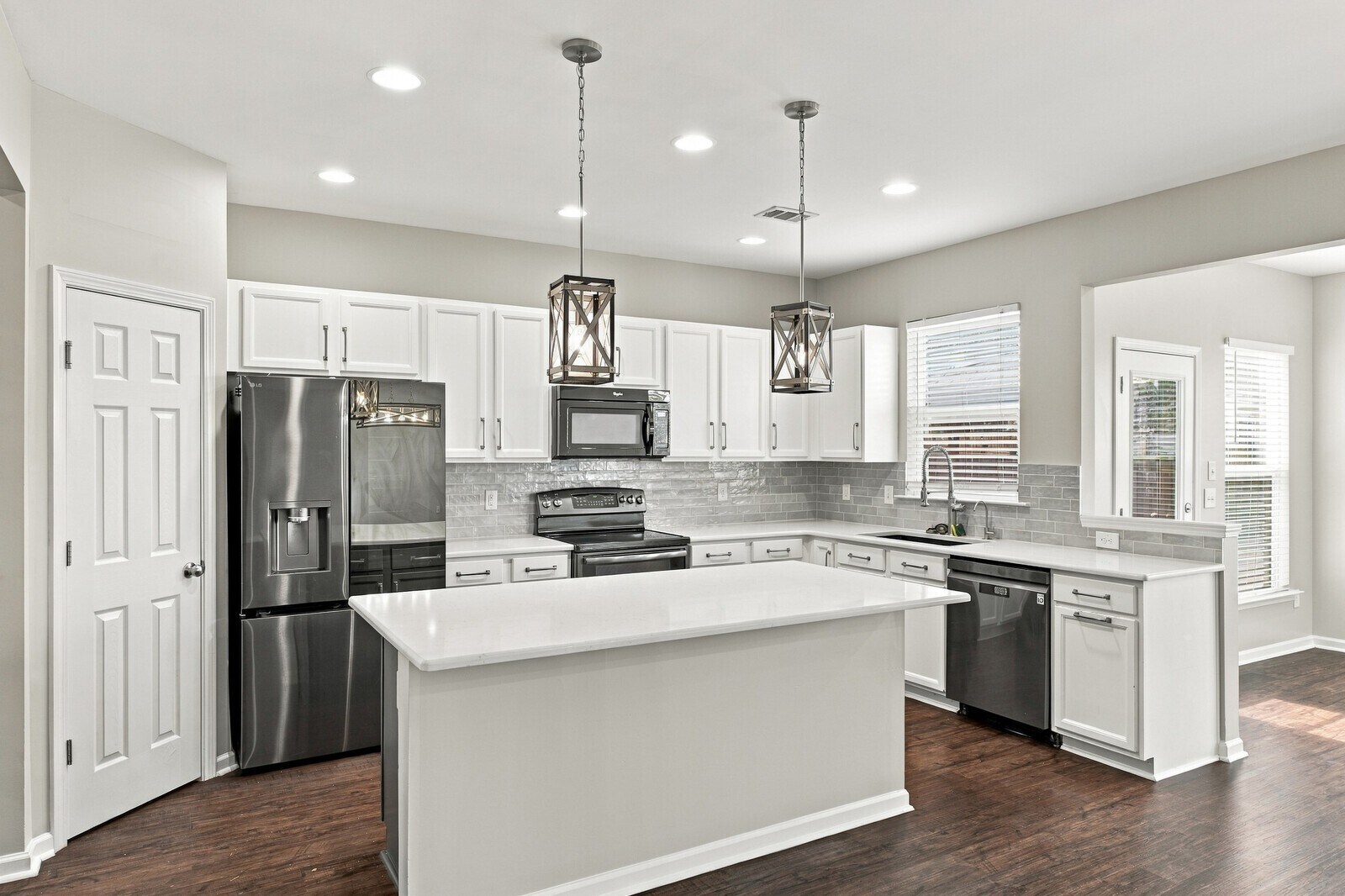 Building Photo - 132 Slaters Dr