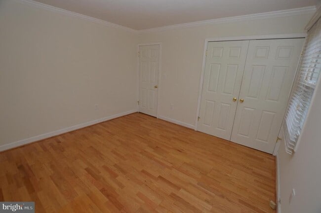 Building Photo - 2712 Bartlett Ln