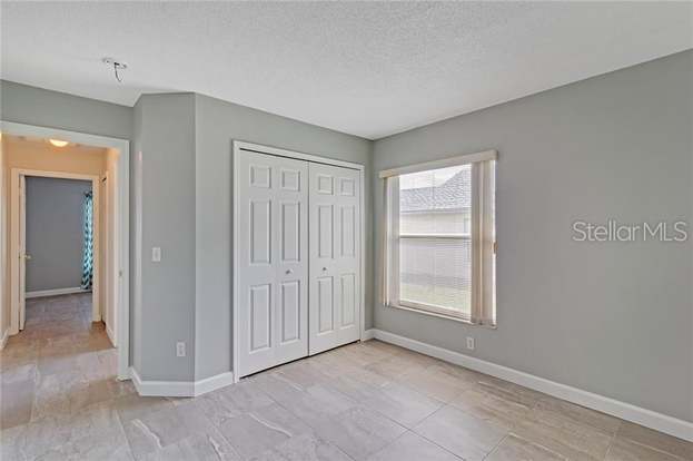 Building Photo - 7819 Turkey Oak Ln