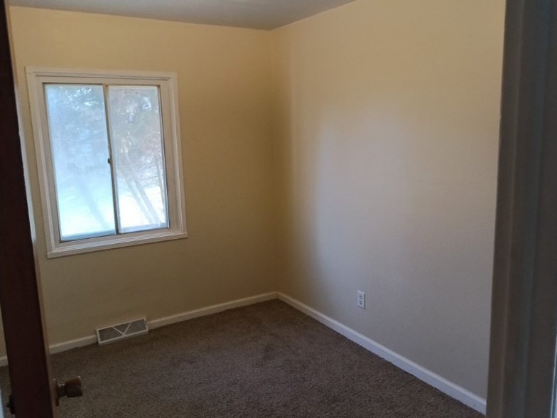 Building Photo - 1137 Regent St