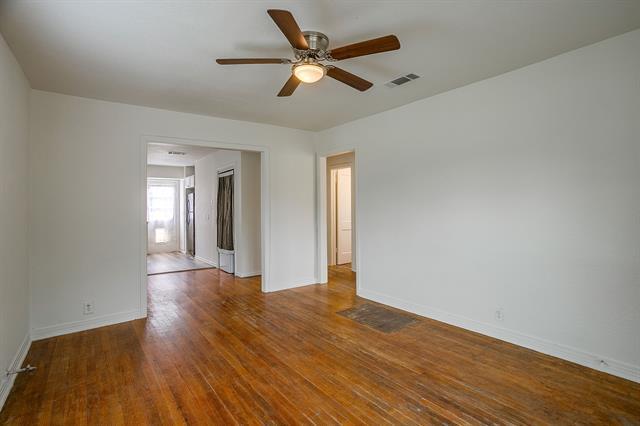 Building Photo - 6521 Six J Ct