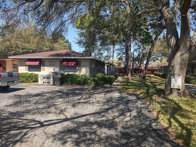 Primary Photo - 3453 16th Ave N