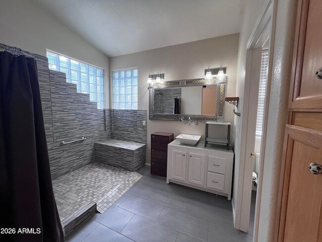 Building Photo - 1345 W Musket Way