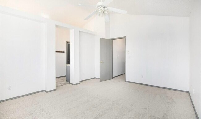 Building Photo - 9208 Granger Ln