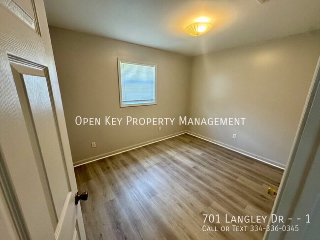 Building Photo - 701 Langley Dr