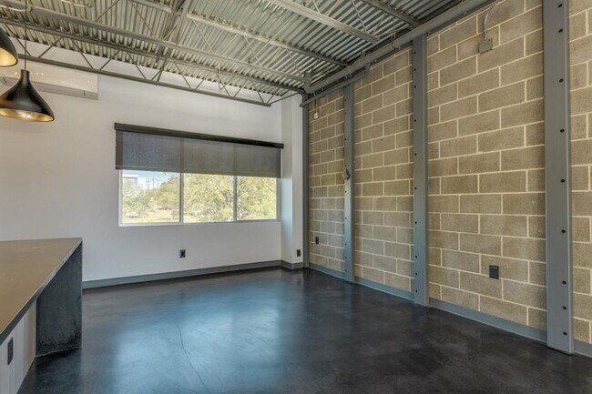 Building Photo - 4801 S Congress Ave