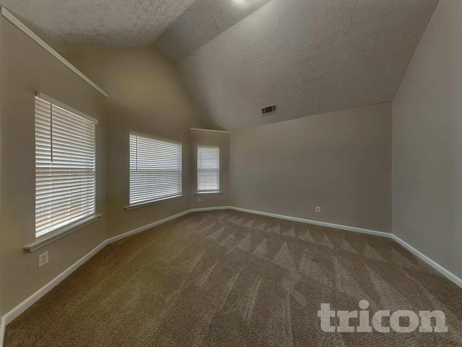 Building Photo - 12573 Lakeside Pkwy