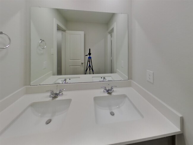 Building Photo - 22721 Terrazzo Dr