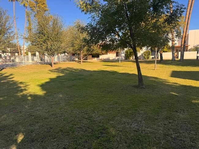 Building Photo - Amazing 3beds/2baths Townhome in Tempe!