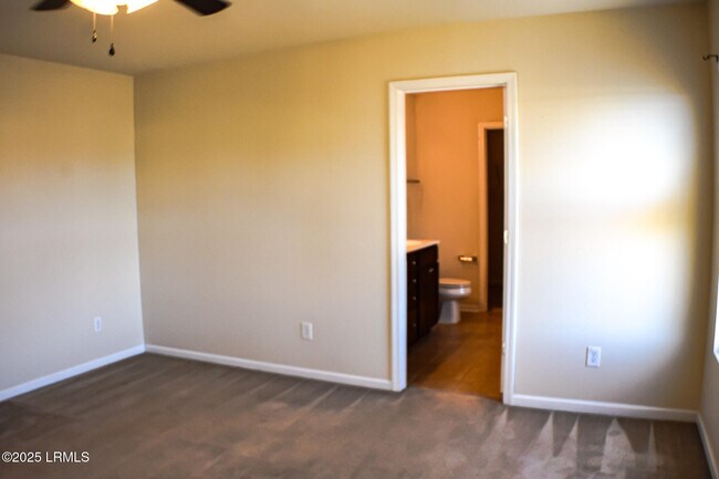 Building Photo - 48 Pennyroyal Way
