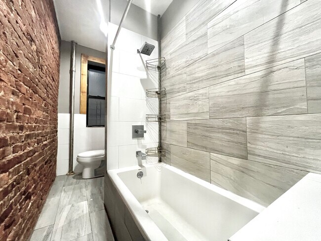 Building Photo - 481 W 159th St