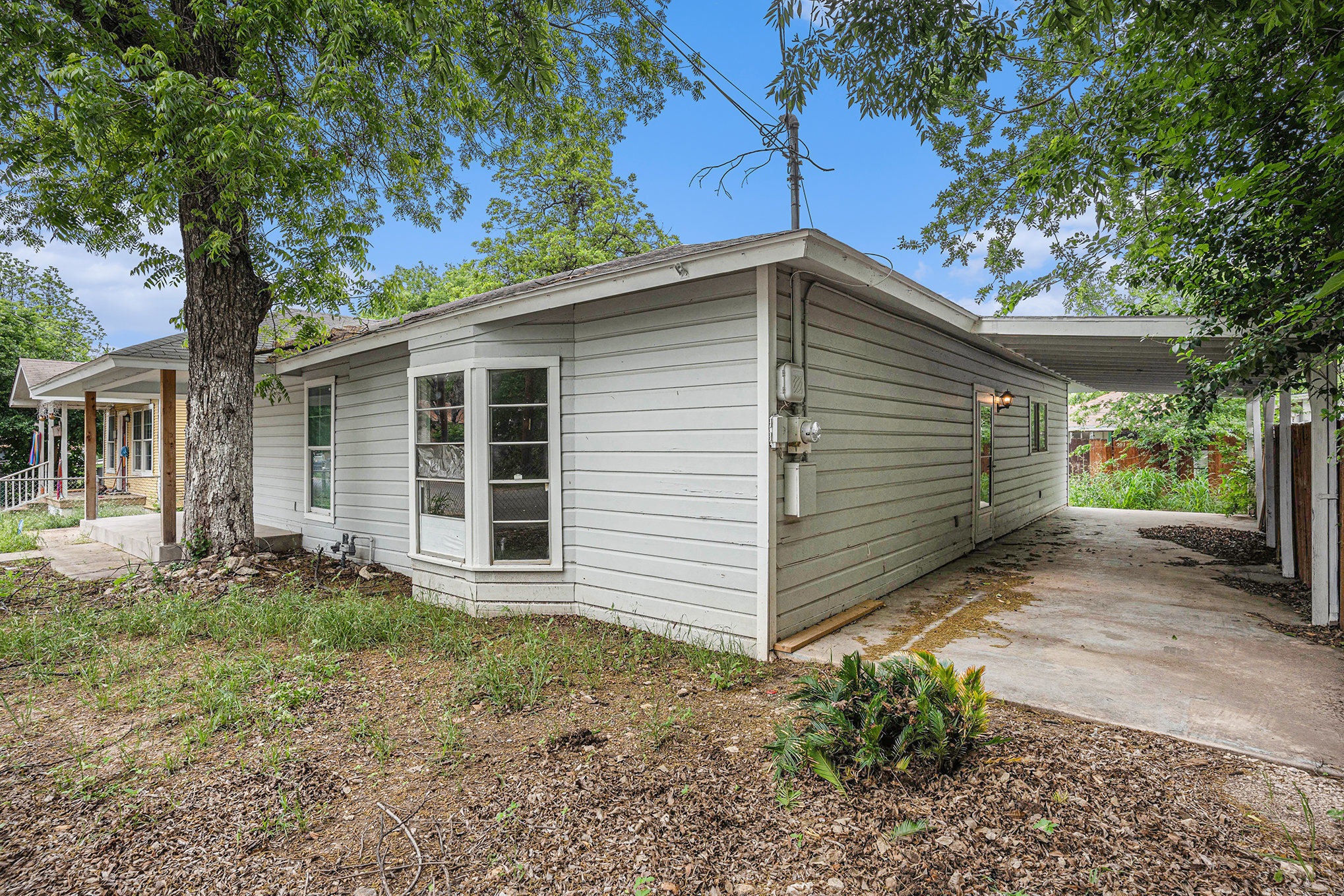 Building Photo - 614 Torreon St