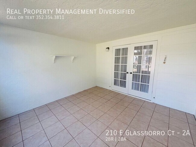 Building Photo - 210 E Glassboro Ct