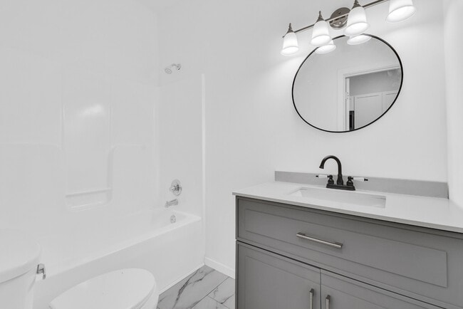 Building Photo - 109 N Denver Ave