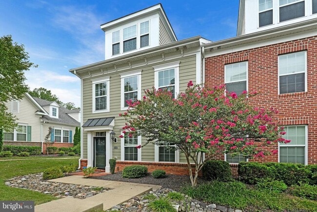 Building Photo - 59 Steeplechase Dr